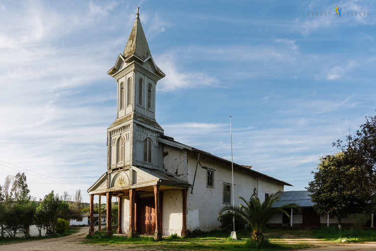 Iglesia La Loica
